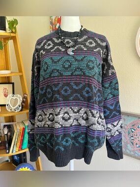 vintage sweater 👾